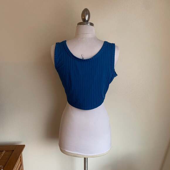 Blue Pattern Shein Crop Top - Picture 3 of 5
